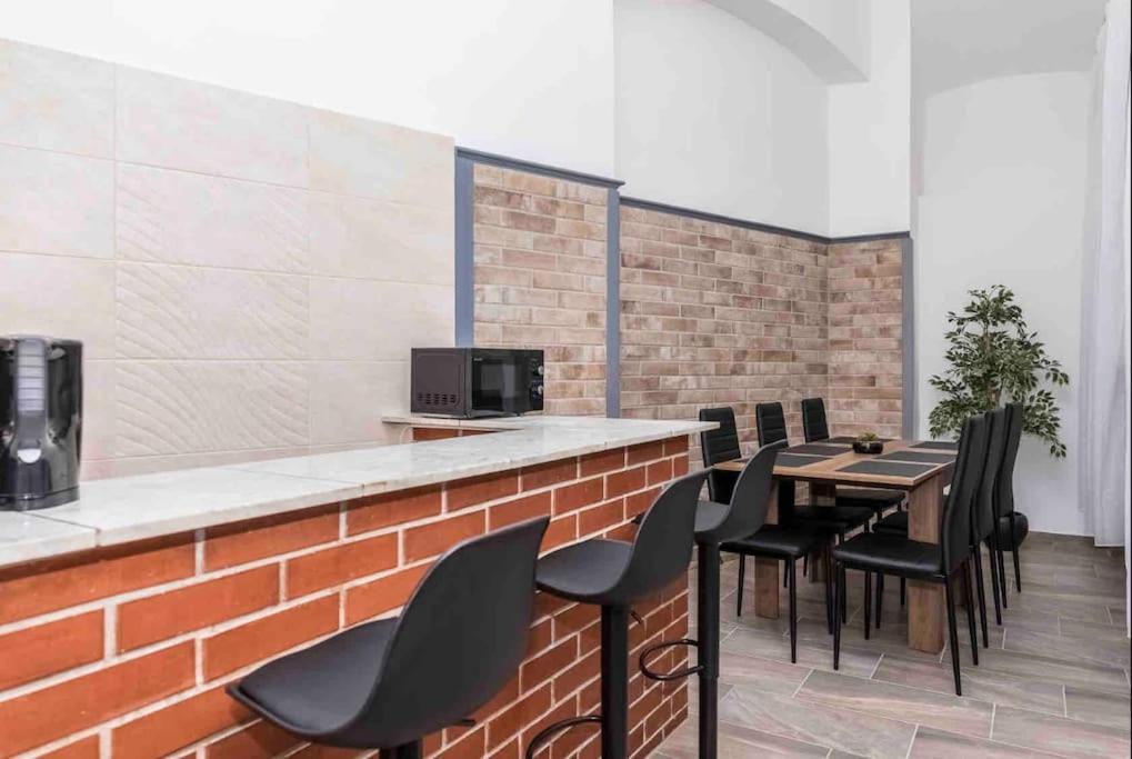 D3 Basilica Luxury Spacious Free Parking For 1 Car 부다페스트 외부 사진