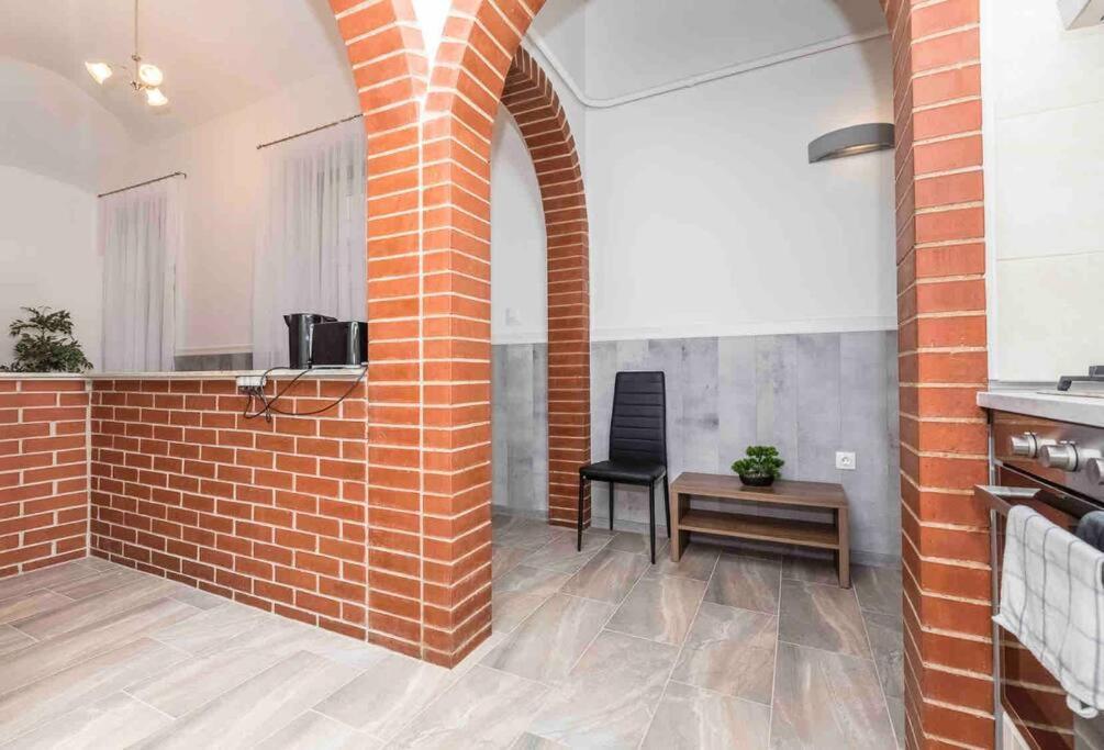 D3 Basilica Luxury Spacious Free Parking For 1 Car 부다페스트 외부 사진